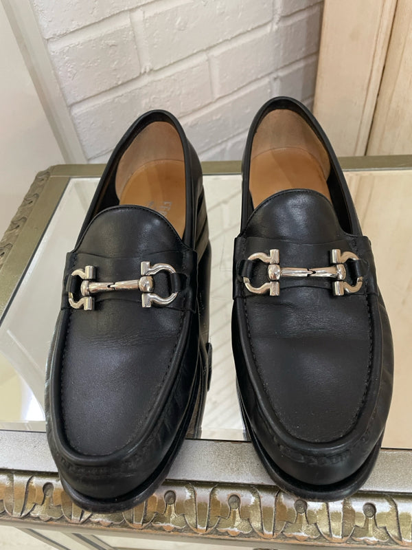 SALVATORE FERRAGAMO Size 7.5 Black Loafers