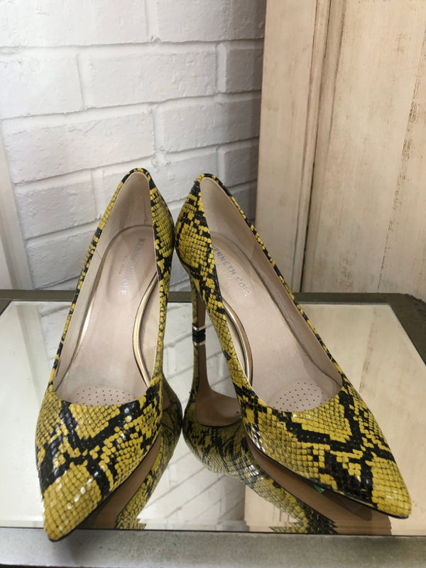KENNETH COLE Size 6 Yellow Heels