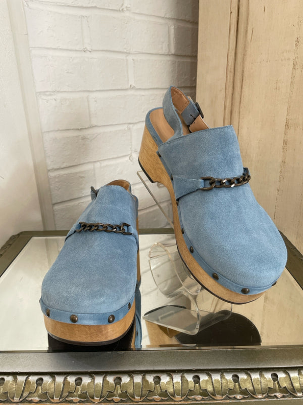 SILENT D Size 38 Blue Clogs