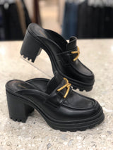 VERONICA BEARD Size 6 Black Clogs