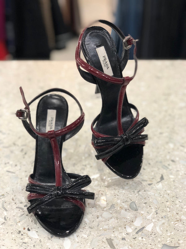 PRADA Size 36 Black Heels