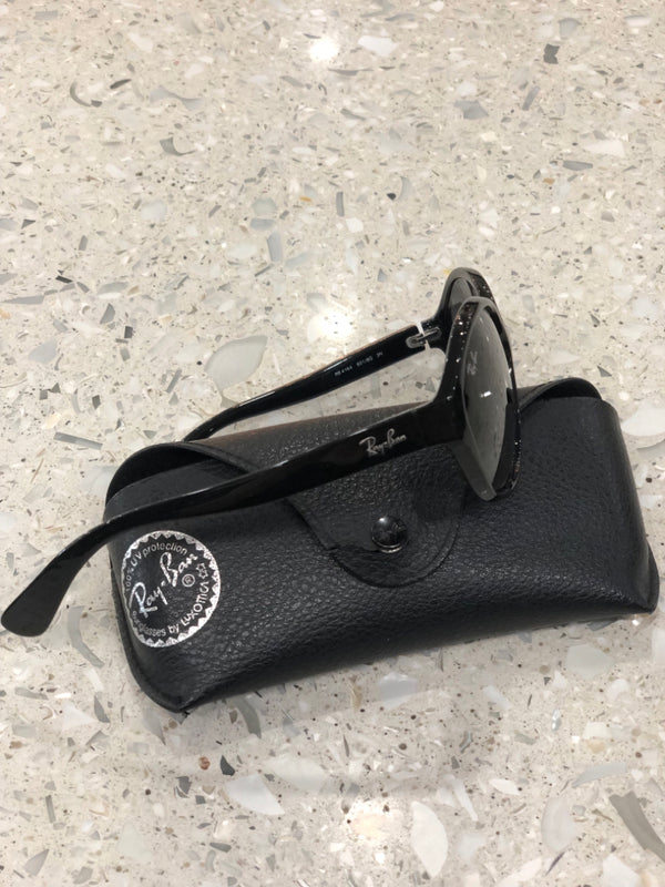 RAY BAN Sunglasses