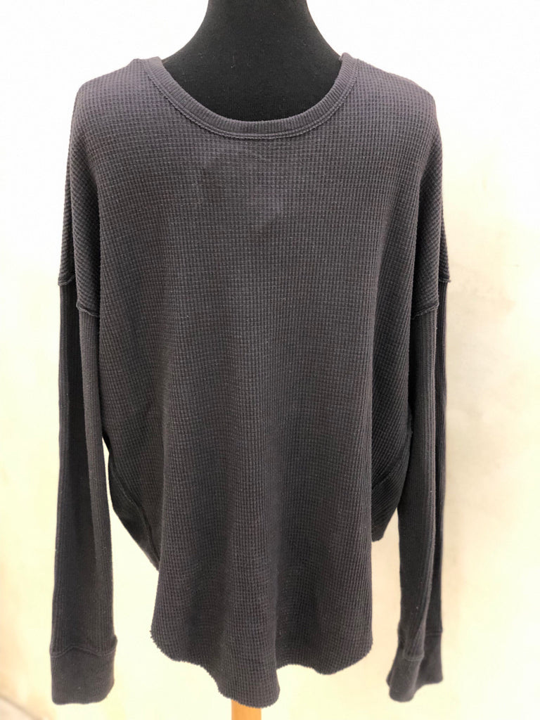 WE THE FREE Size M Charcoal L/S TOP