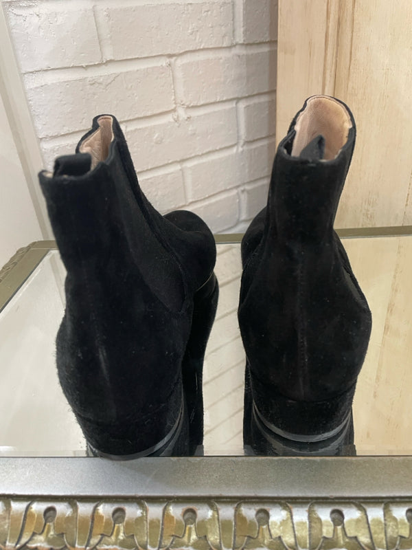 PRADA Size 37 Black Booties