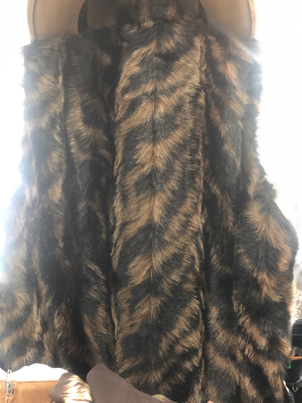 CHICOS Size M Brown Vest