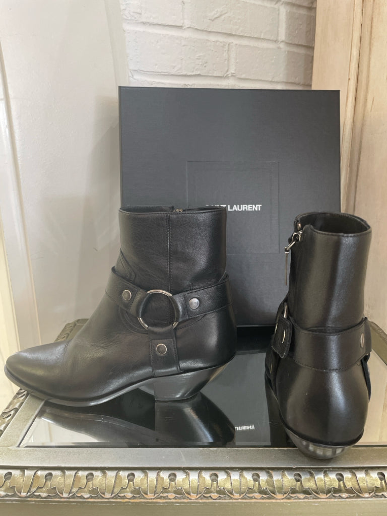 YVES SAINT LAURENT Size 37 Black Booties