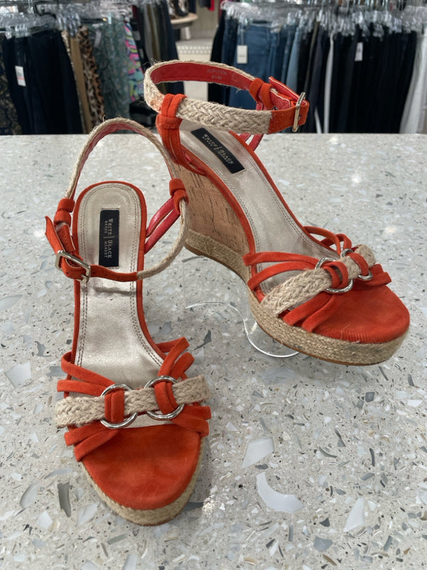 BLACK MARKET Size 8.5 Orange Wedge