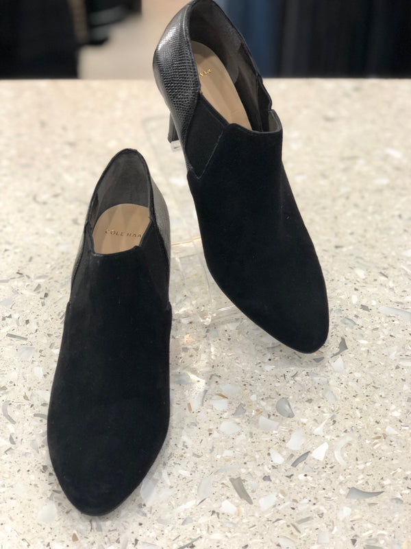 COLE HAAN Size 6.5 Black Booties