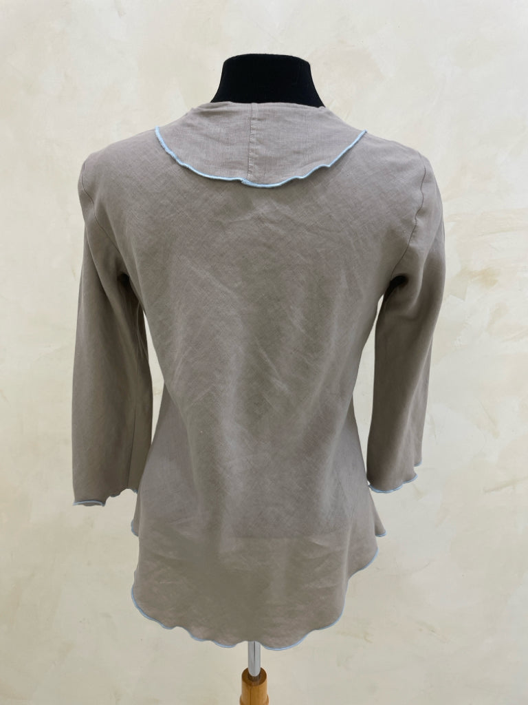 Size S Khaki L/S TOP