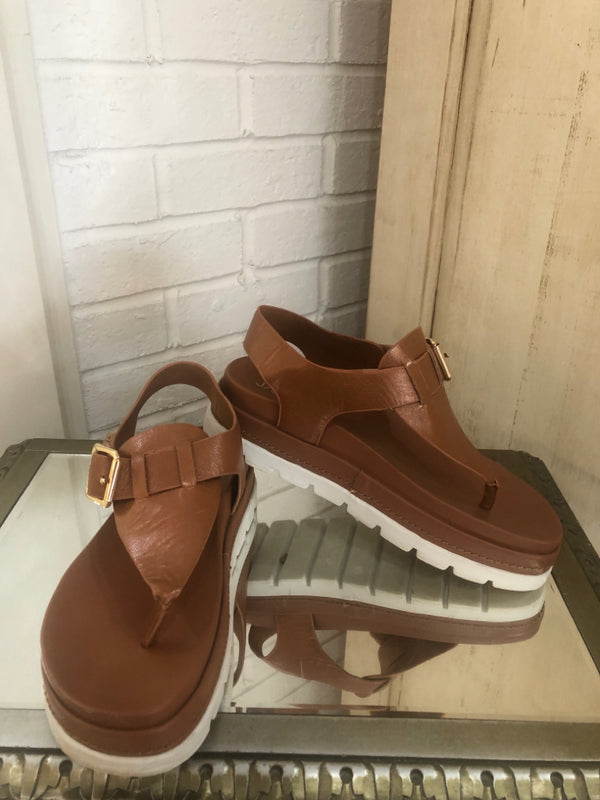 J/SLIDES Size 6.5 Camel Sandals