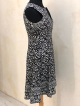 ADORNE Size 4 Black Dress