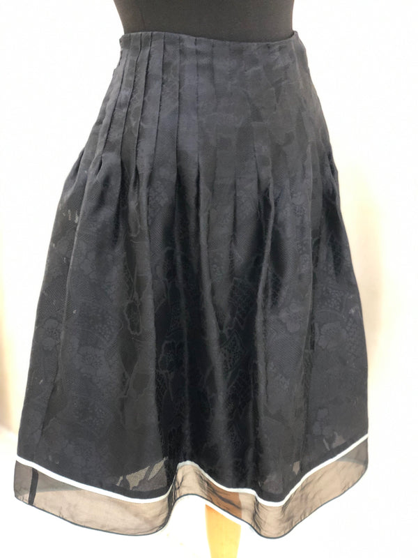 KAY UNGER Size 12 Black Skirt