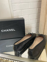 CHANEL Size 37.5 Black Flats