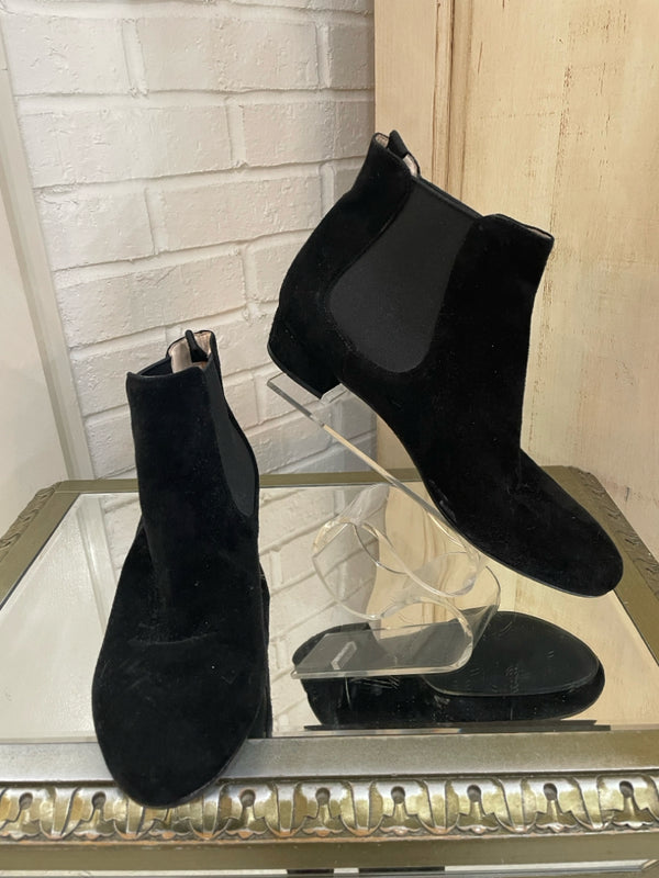 PRADA Size 37 Black Booties