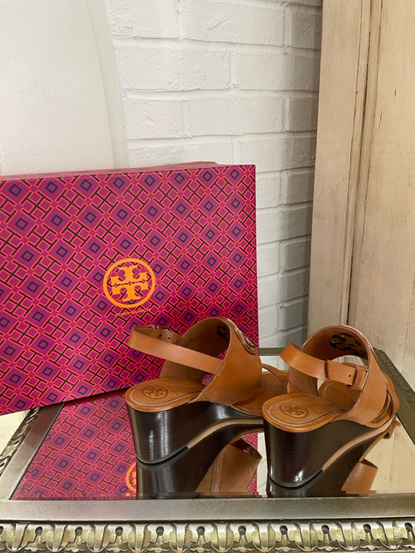 TORY BURCH Size 6.5 Camel Wedge