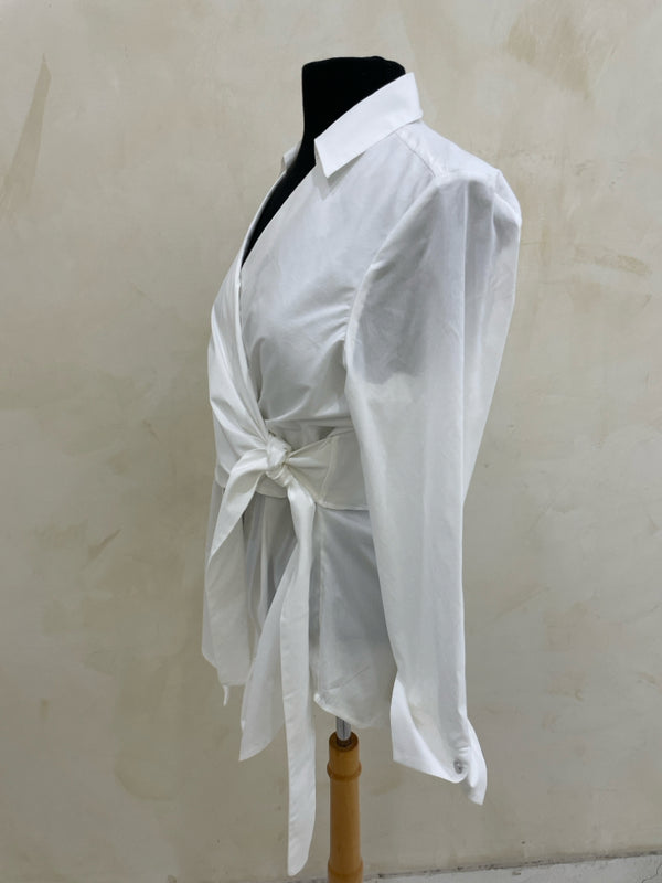 CHICOS Size M White L/S TOP