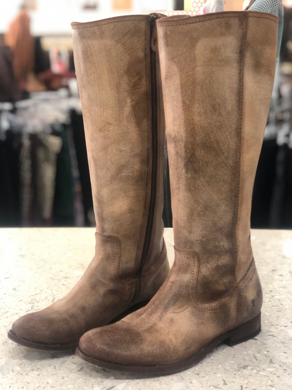 FRYE Size 8.5 Taupe Boots