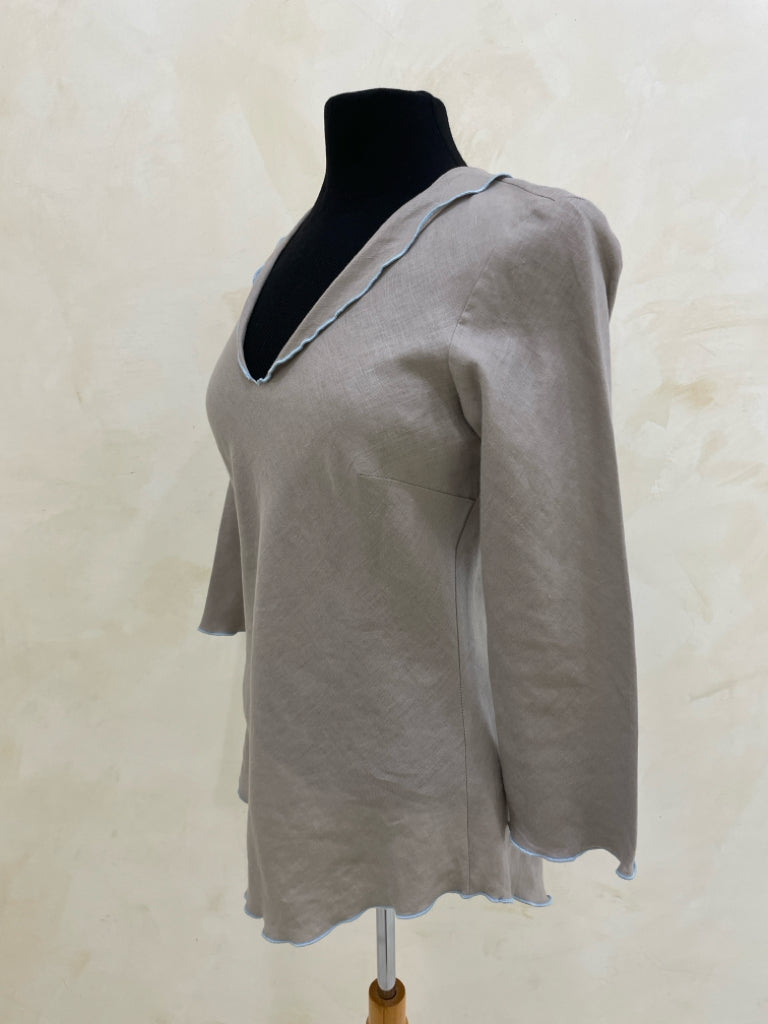 Size S Khaki L/S TOP