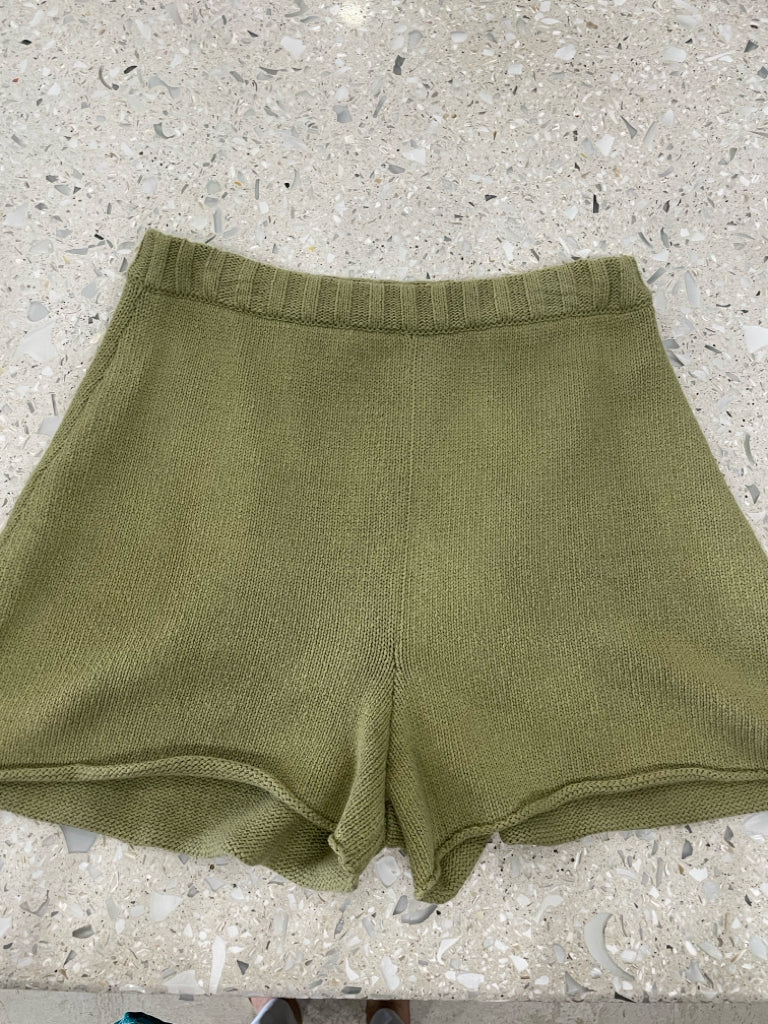 THE KNOTTY ONES Size M Green Shorts